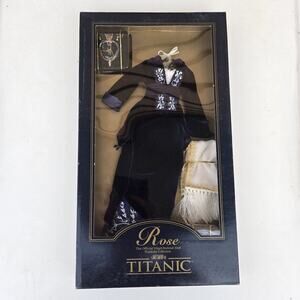 Franklin Mint Titanic Rose Navy Blue Velvet Flying Dress in Box. Damaged Box